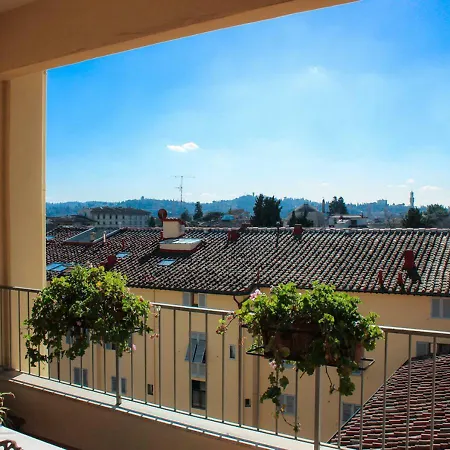 Duomo View House דירה